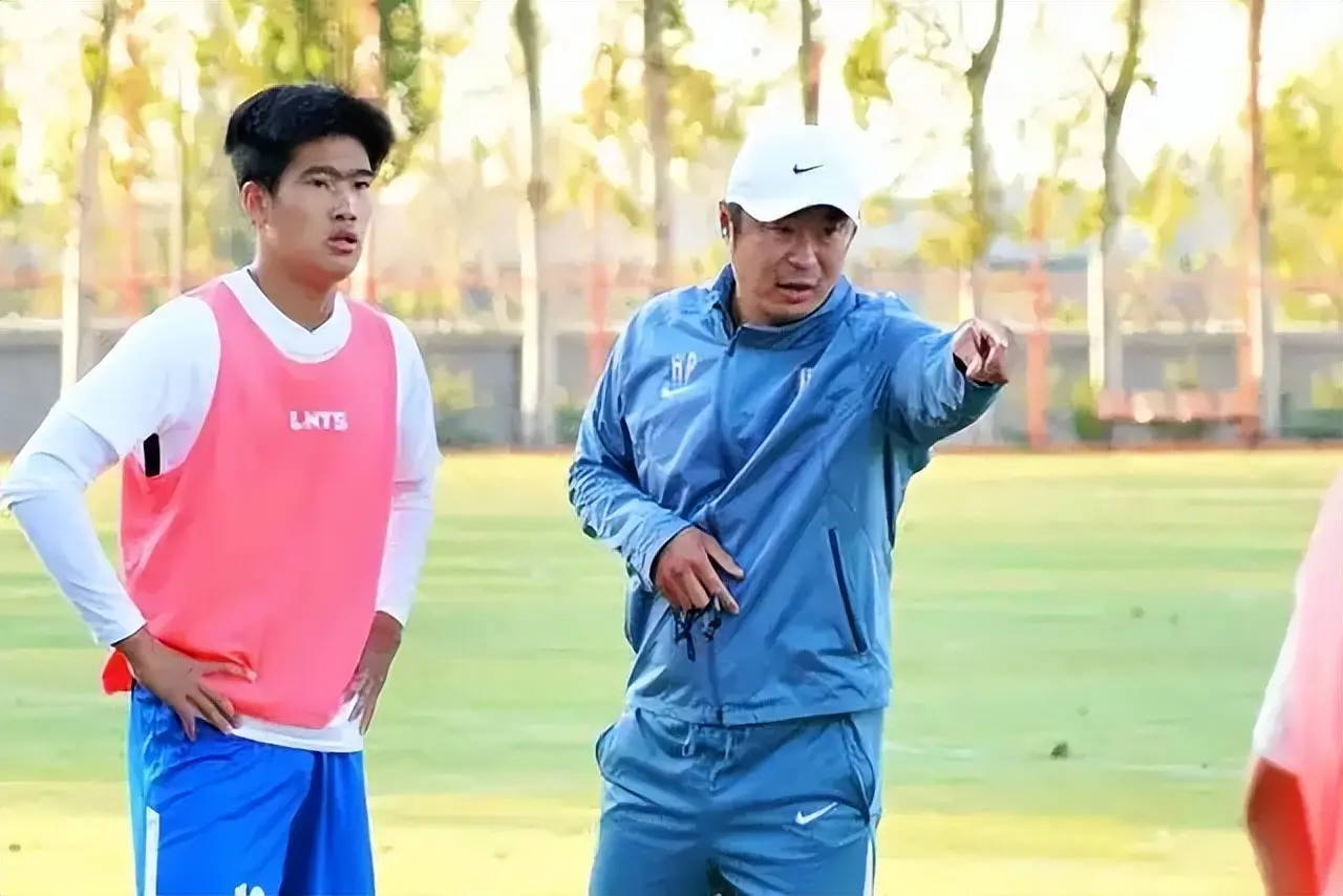 赛季中前场, 在中超赛场 赛季中前场, 在中超赛场