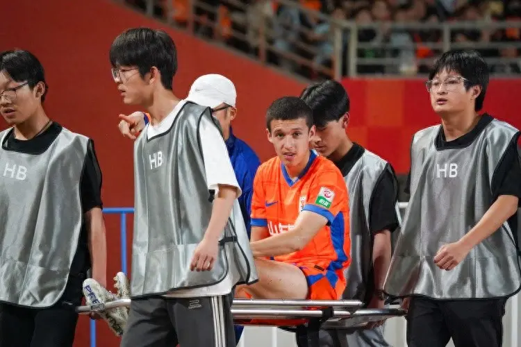 依木兰若能, 前腰位置上 依木兰若能, 前腰位置上