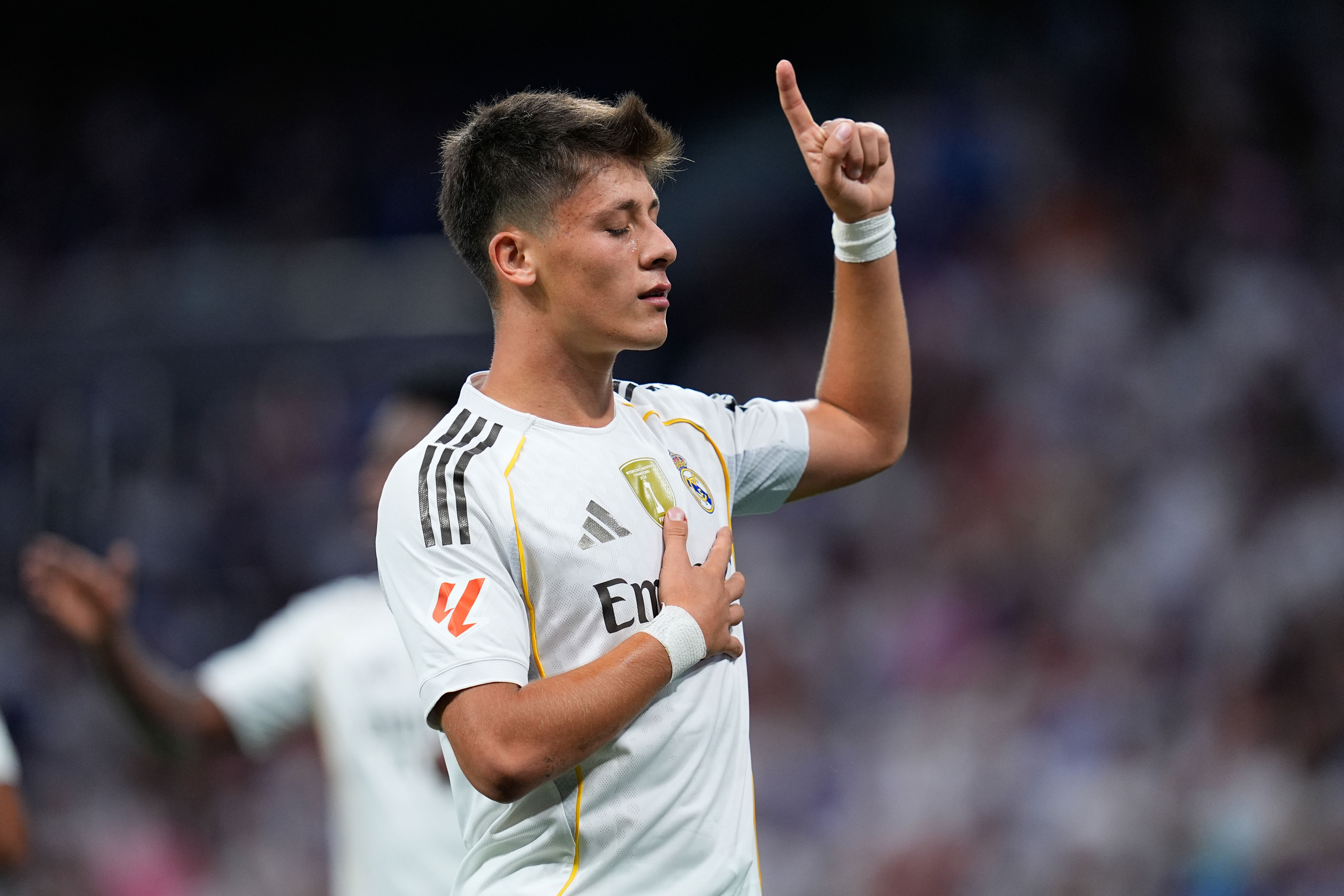 结构性的棋, 年中场, img 结构性的棋, 年中场, img